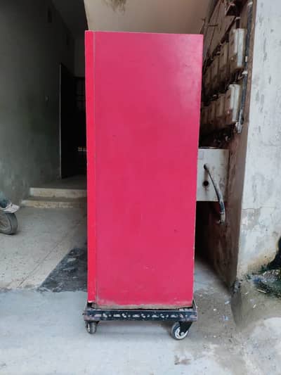 Shop Counter with Wheels / Movable Counter