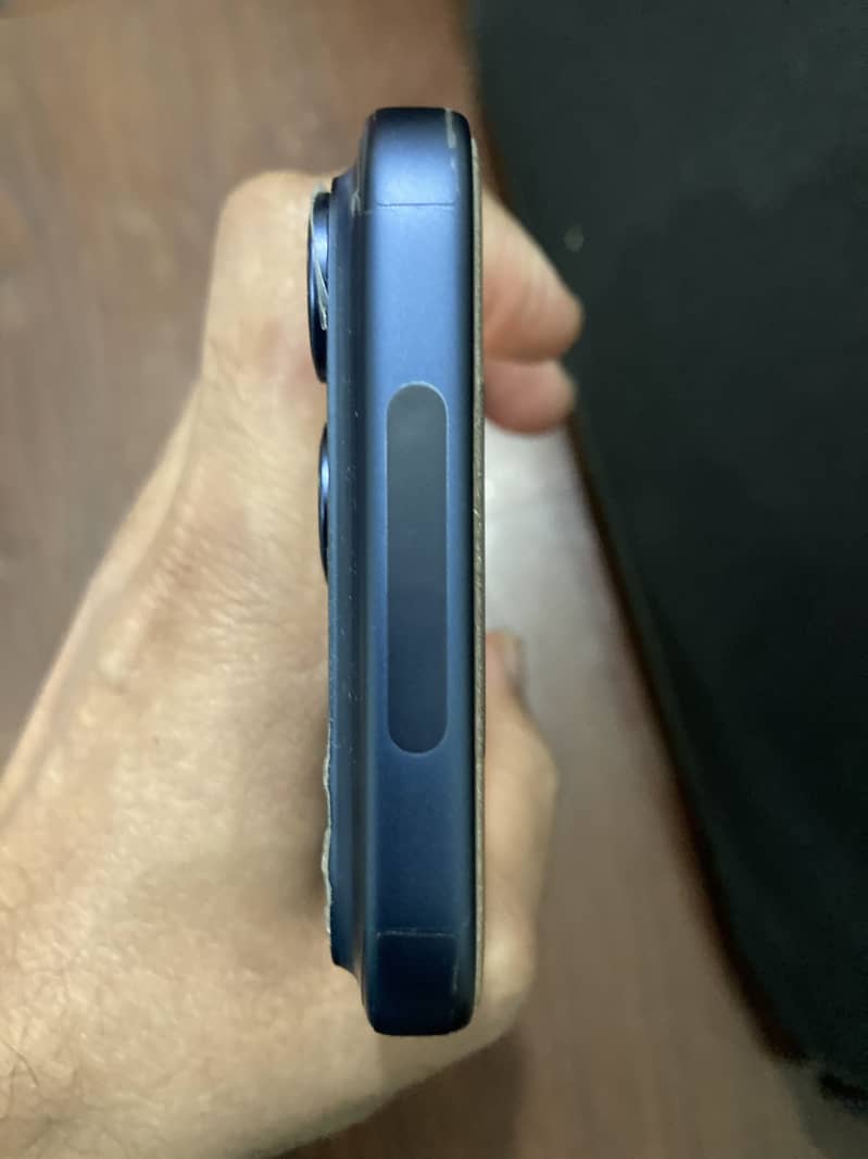 Apple iPhone 17 Pro Max 10
