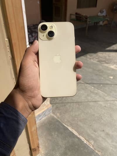 Apple iPhone 15