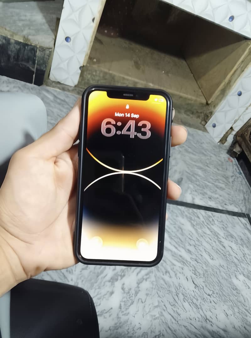 Apple iPhone 11 Pro 1