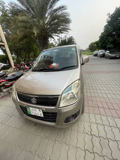 Suzuki Wagon R 2017 firts owner car 03098483503