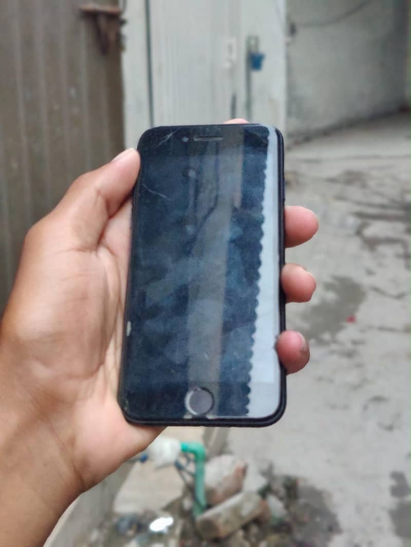 Apple iPhone SE 4