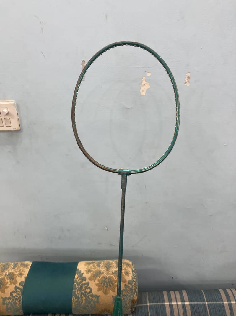 Badminton rackets 4