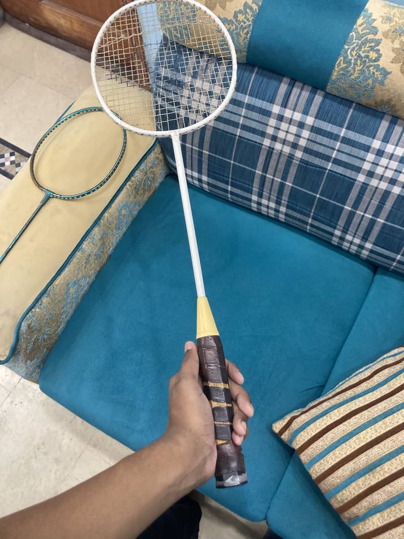 Badminton rackets 5