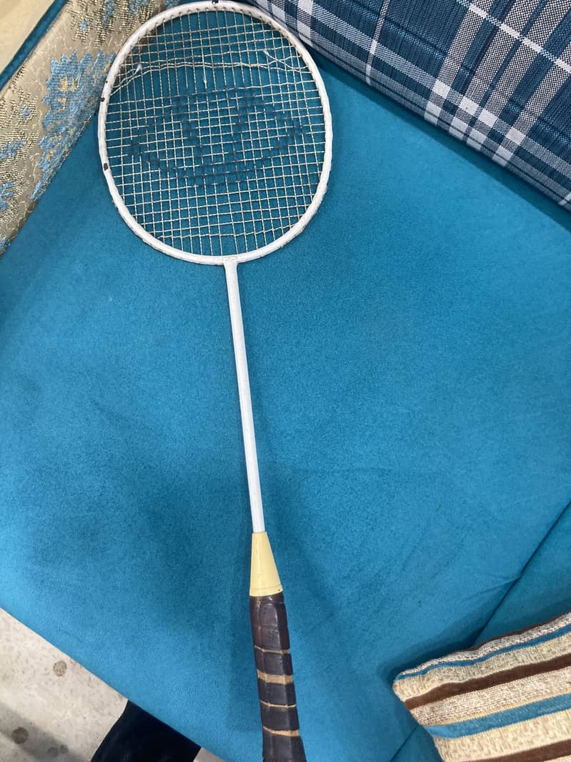 Badminton rackets 7