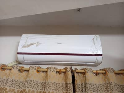 haier 1.5 ton Air Conditioner