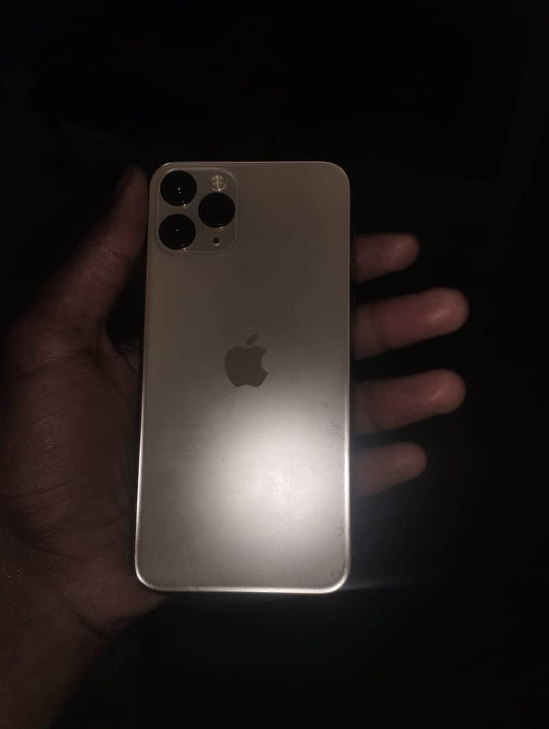 Apple iPhone 11 Pro 2