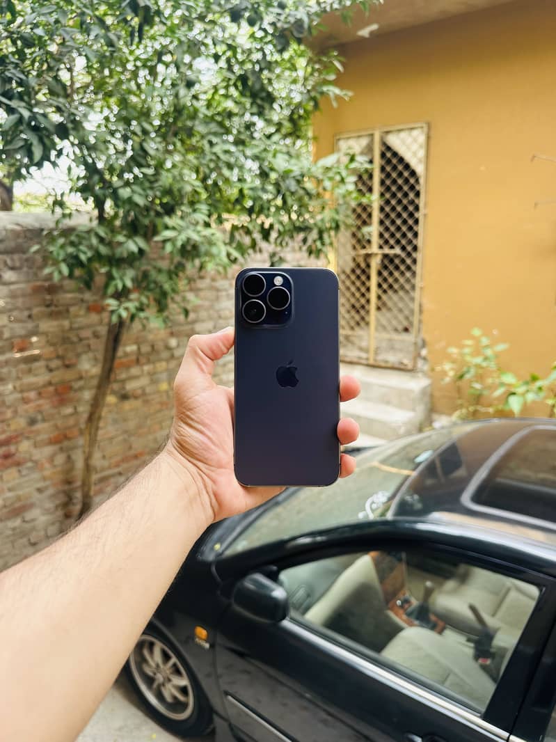 Apple iPhone 14 Pro Max 2