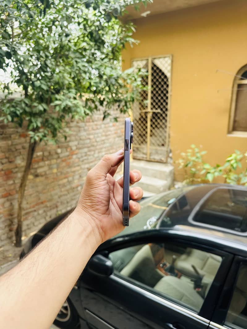 Apple iPhone 14 Pro Max 5