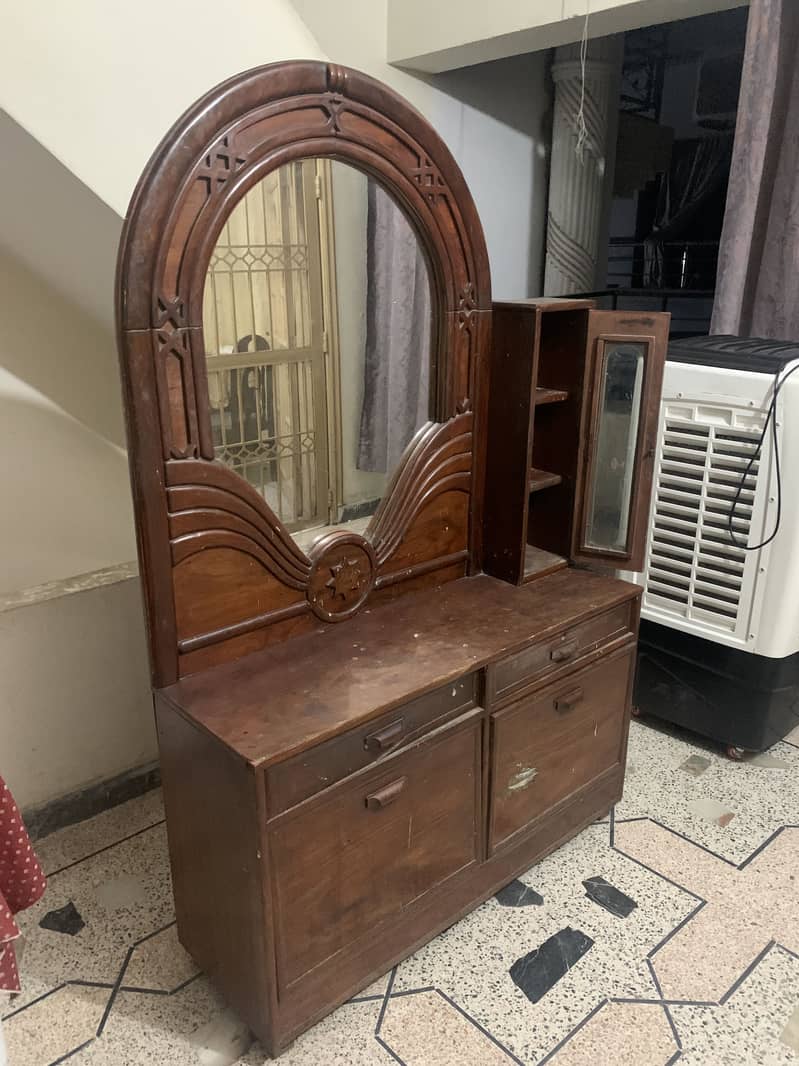 Dressing table 2