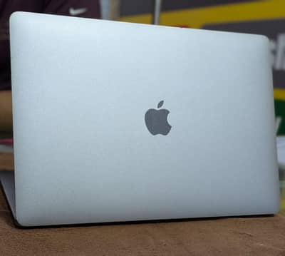 MacBook pro 2017