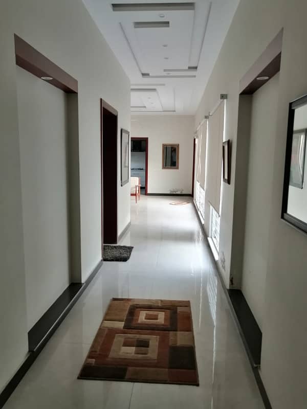 1 Kanal Upper Portion Separate Gate 14