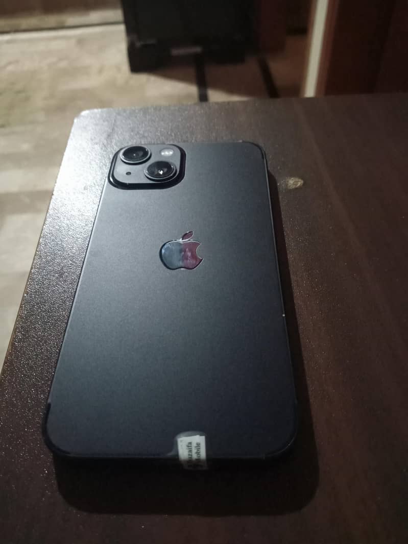 Apple iPhone 13 1