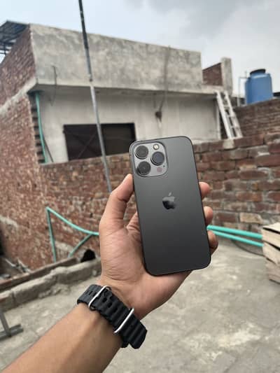 Apple iPhone 13 Pro