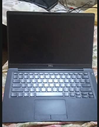 Dell latitude 7400 core i7 8th generation 8 gb ram 256 ssd