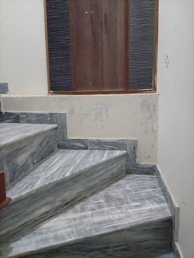 10 MARLA LOWER LOCKED UPPER PORTION FOR RENT IN WAPDA TOWN PHASE 1