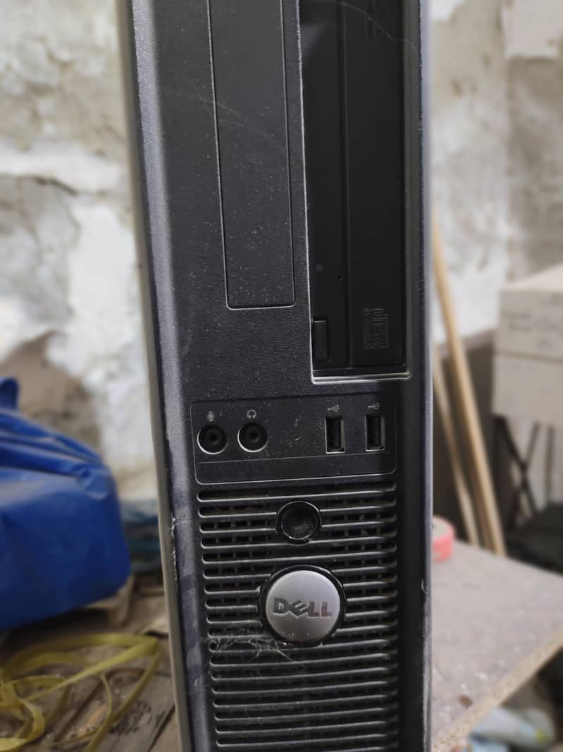 Dell Desktop computer For Sell 0