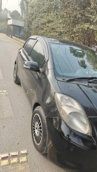 Toyota Vitz 2014