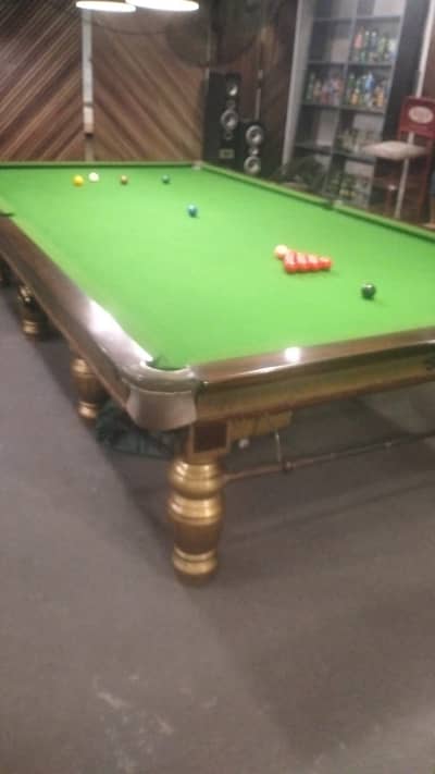 Snooker table 5 steel cushions