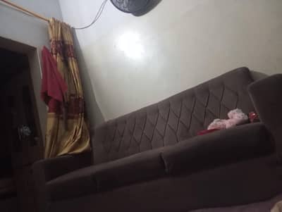 sofa set only 6 months used