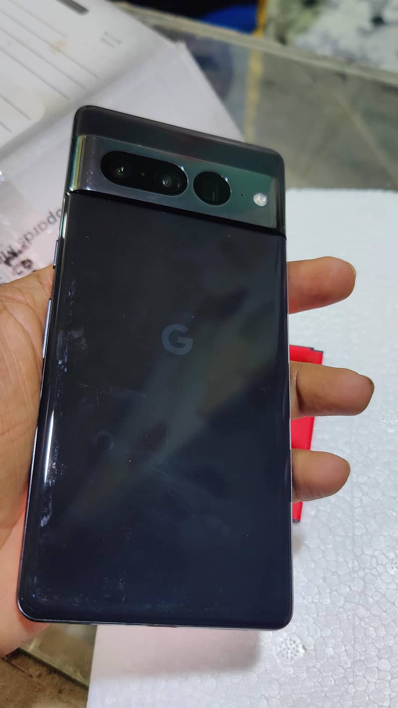 Google Pixel 7 Pro 12
