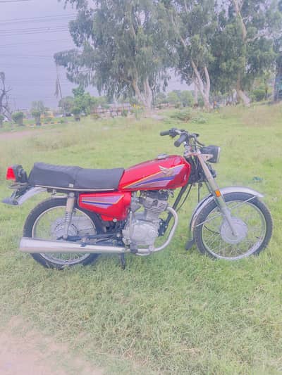 Honda 125 model 23 double saman very Good condition