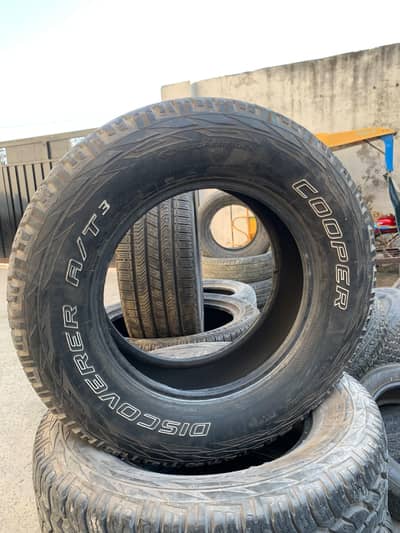 Tyres Set USA 285 65 18