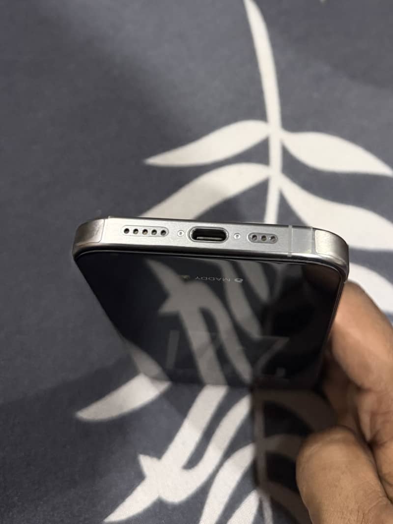 iPhone 15 Pro bypass 2