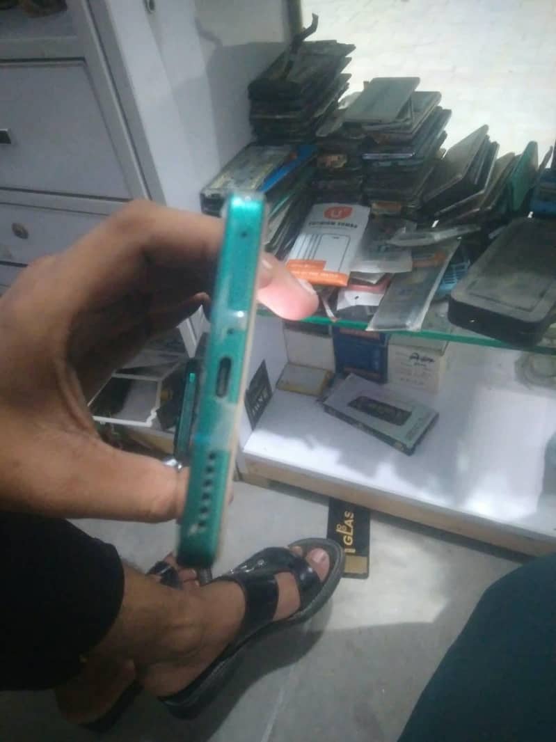 Infinix Note 50 4
