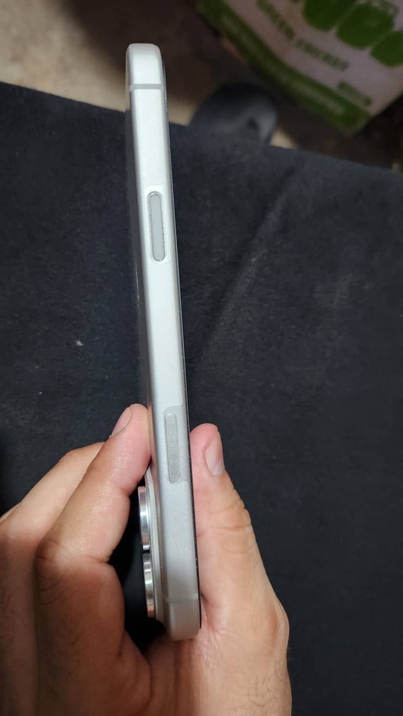 Apple iPhone 17 Pro Max 3