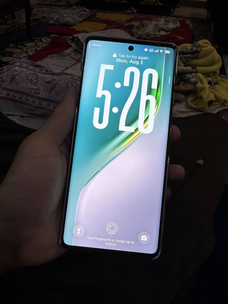 Tecno CAMON 40 Pro 1