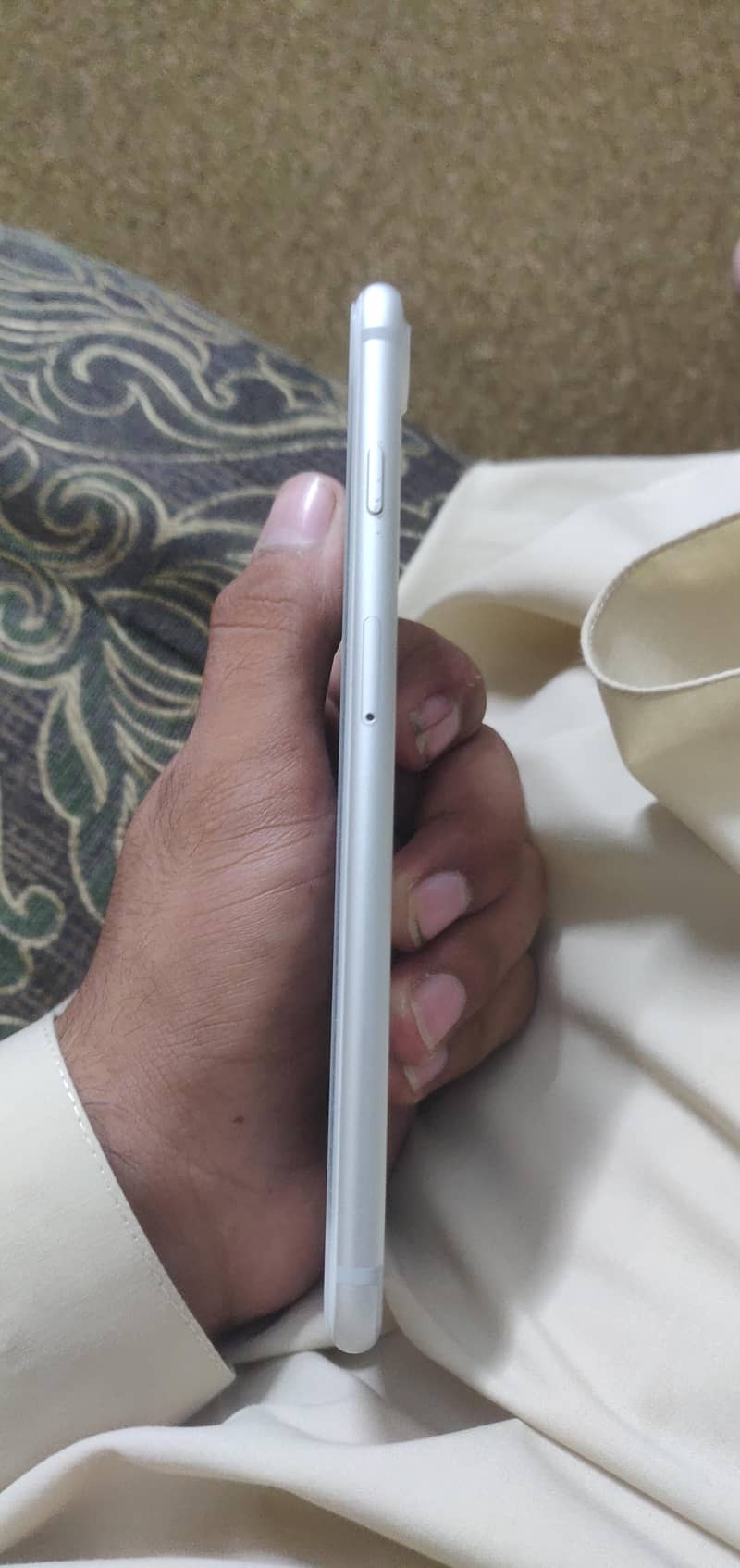 Apple iPhone 7 Plus 1