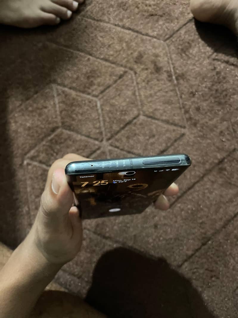 Google Pixel 7 Pro 6