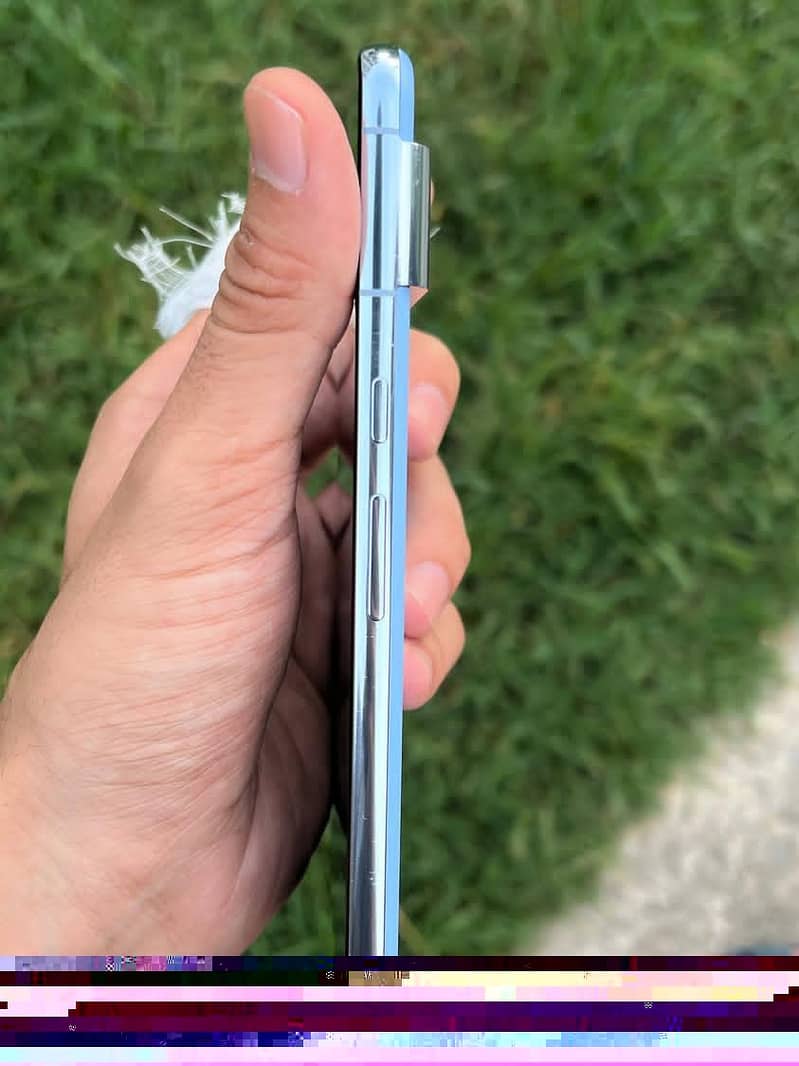 Google Pixel 8 Pro 3