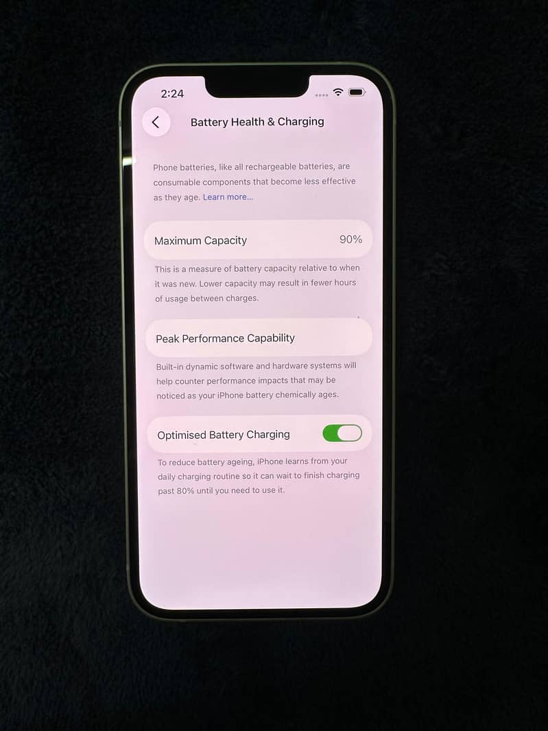 Apple iPhone 13 5