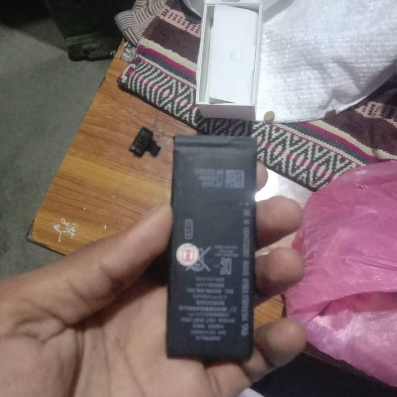 Apple iPhone 4s 3