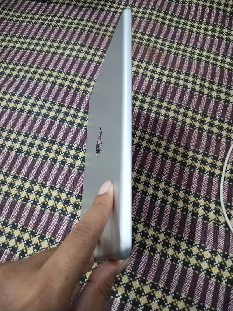 iPad 5th Generation 32GB 2