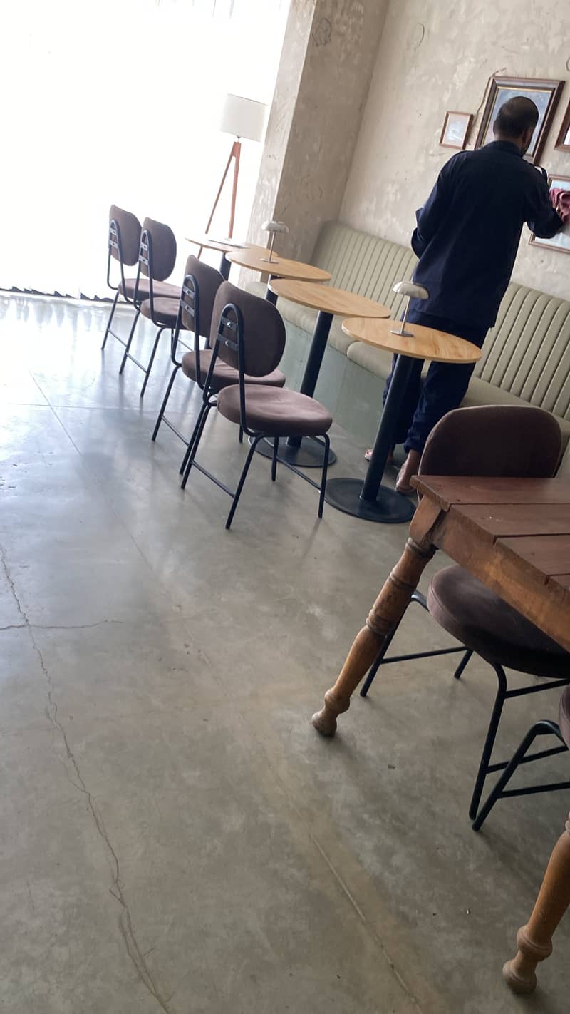 chairs and table 0
