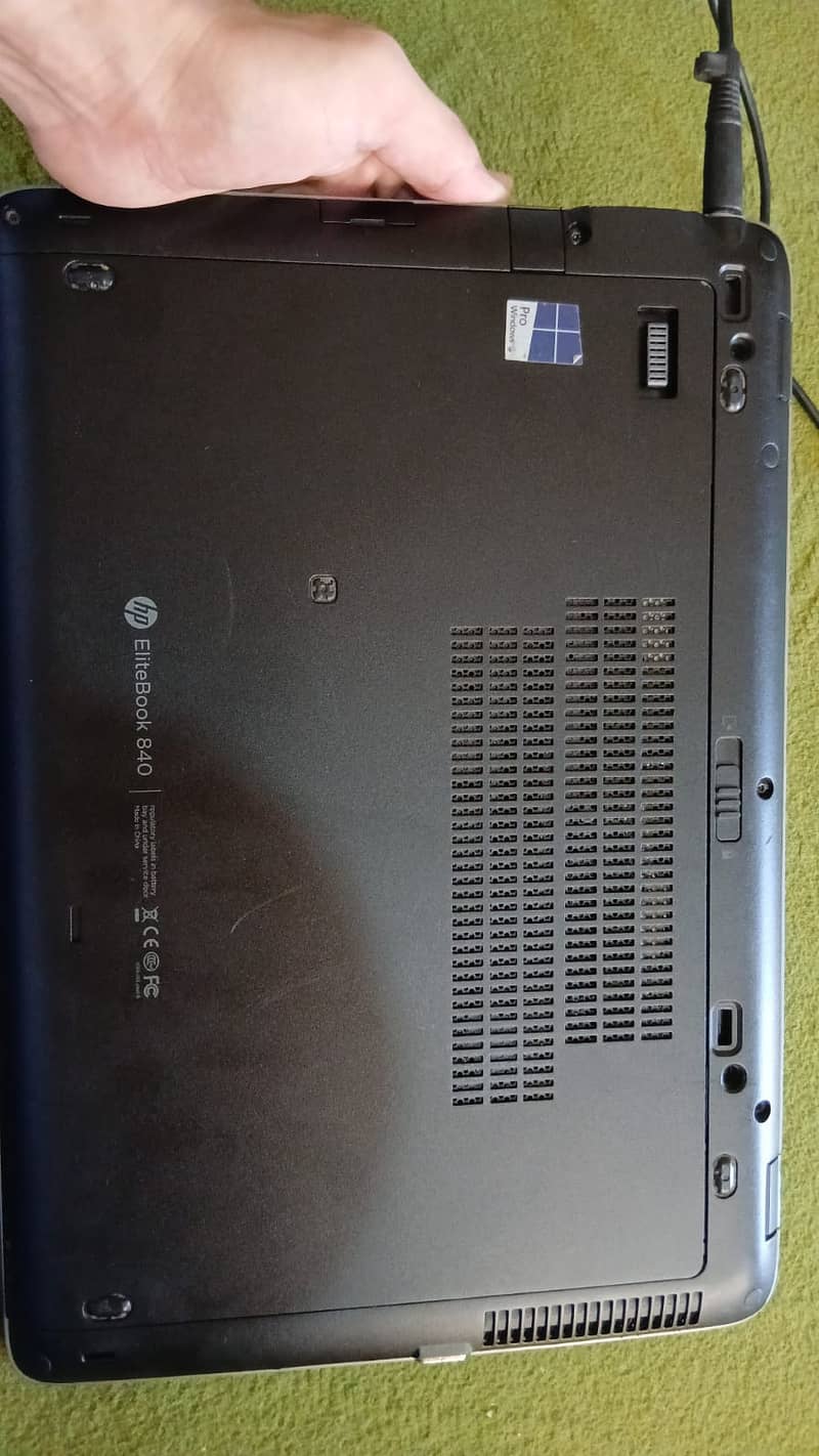HP core 17 4th Generation 9
