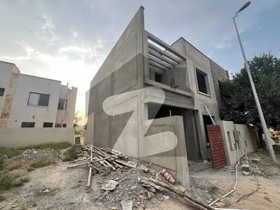 3Bed DDL 125sq Yard Villa FOR SALE At ALI BLOCK All Amenities Nearby Including MOSQUE, General Store & Parks