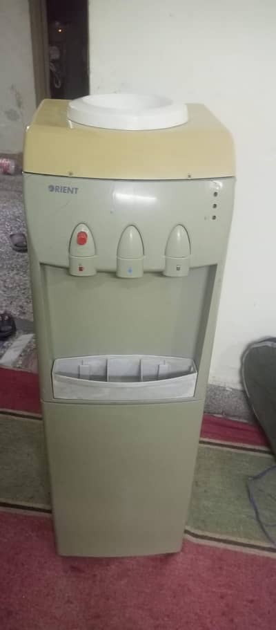 Water Dispenser