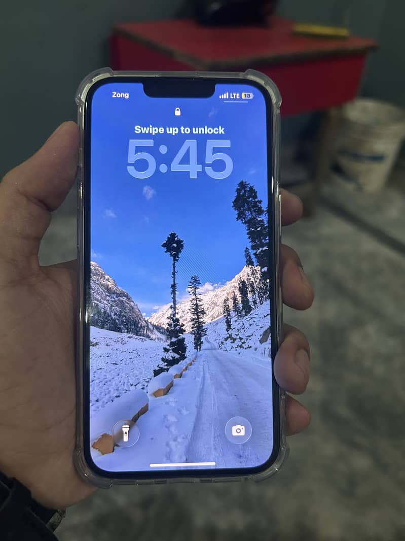 Apple iPhone 13 Pro 1