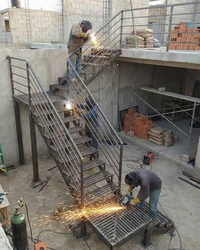 Need labour for welding fabricator works