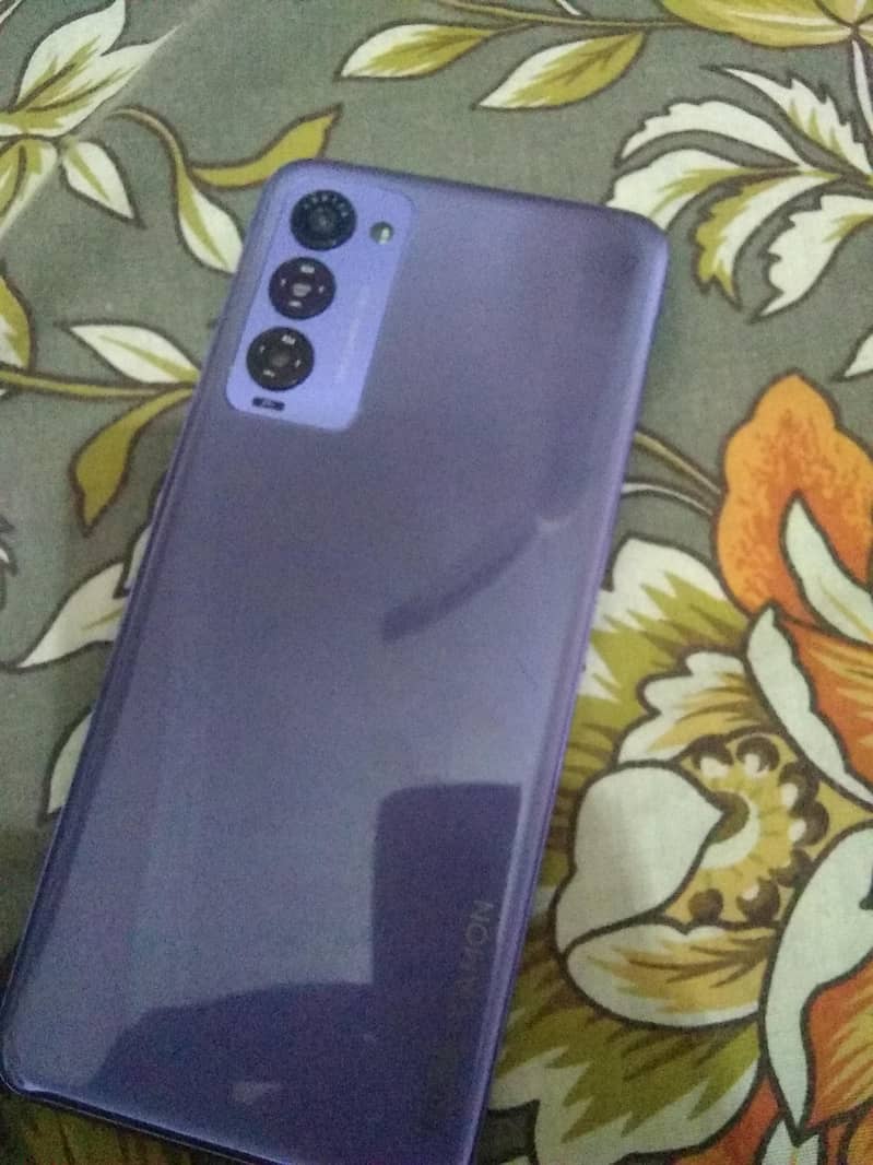 TECHNO CAMON 18 T 0