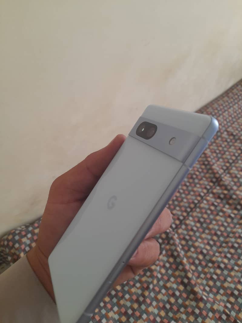 Google Pixel 7a 5