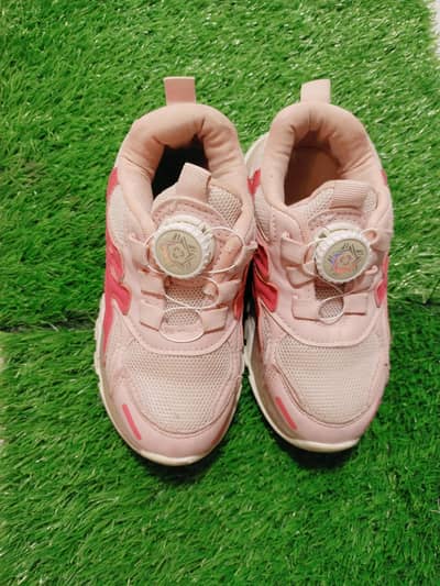 kids shoes size 29