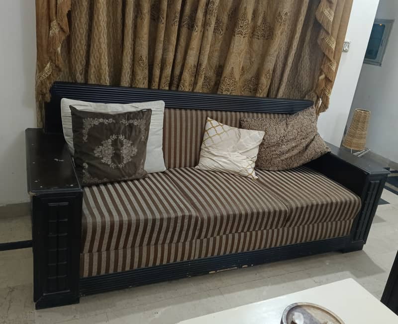 Sofa set with center table 0