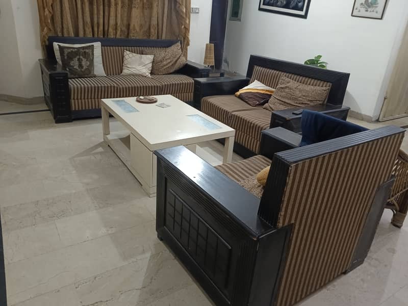 Sofa set with center table 3