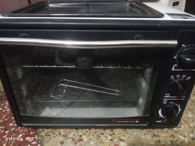 Westpoint Deluxe Baking Oven with Top Hot Plate