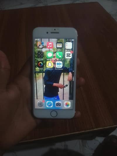 Apple iPhone 7